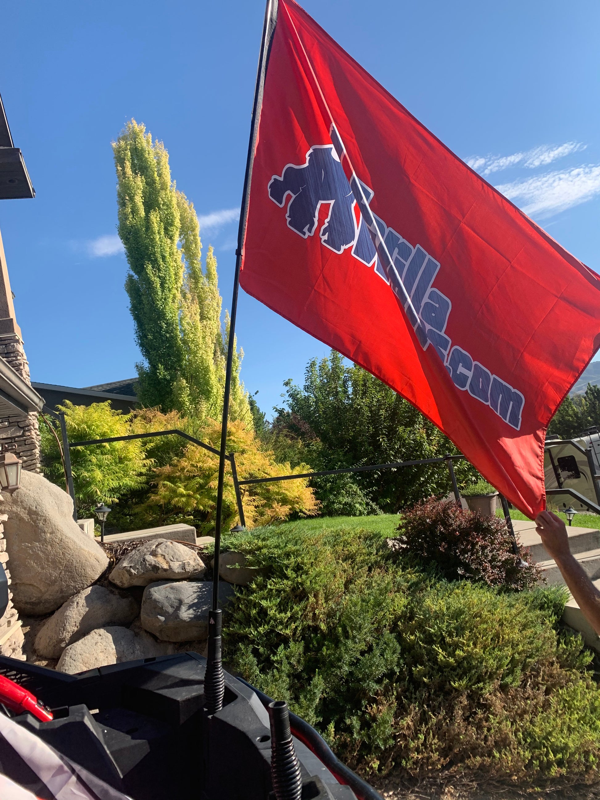 Gorilla Whips 3' x 5' Grommet Flag